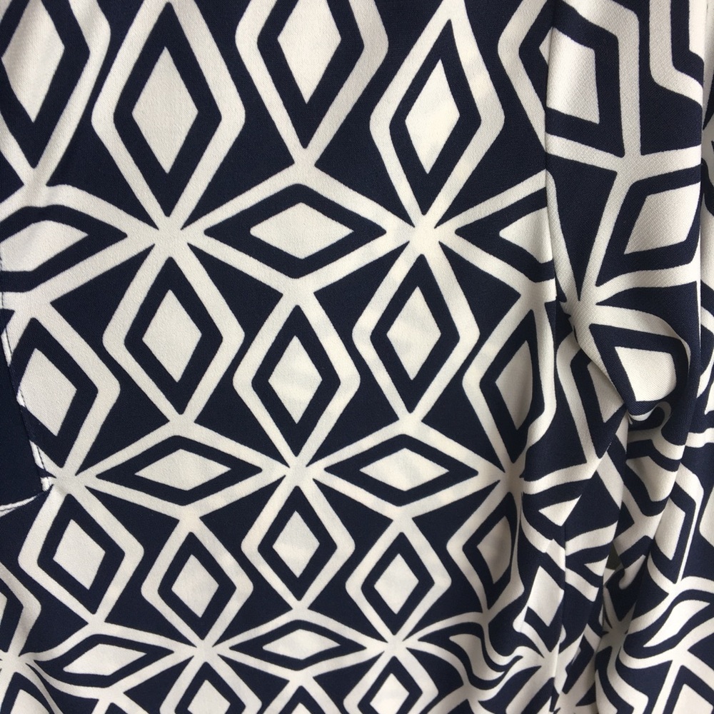 Diamond pattern shift dress - Picture 2 of 3